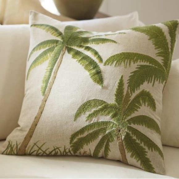 EUC TWO POTTERY BARN EMBROIDERED PALM TREE COUCH PILLOWS 24 X 24 - Picture 1 of 7